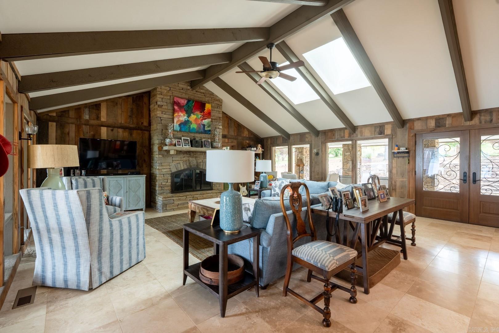 Eden Isle-Country Club - Residential