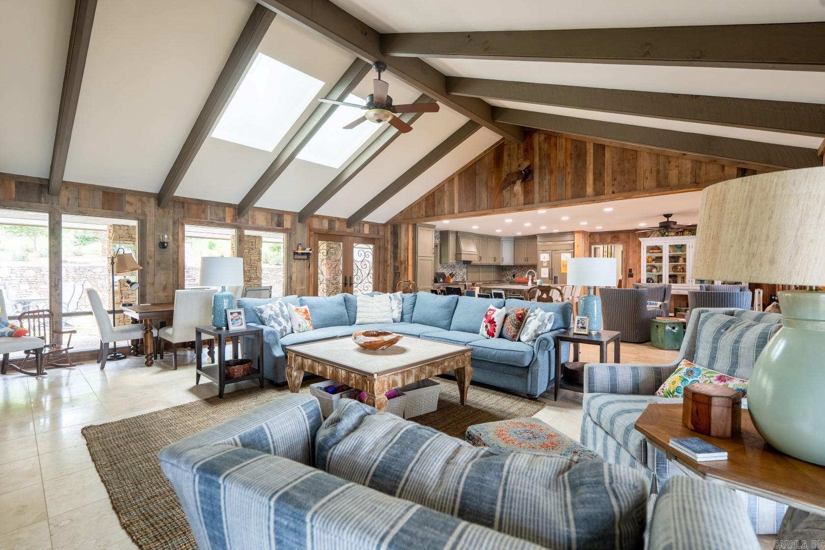 Eden Isle-Country Club - Residential