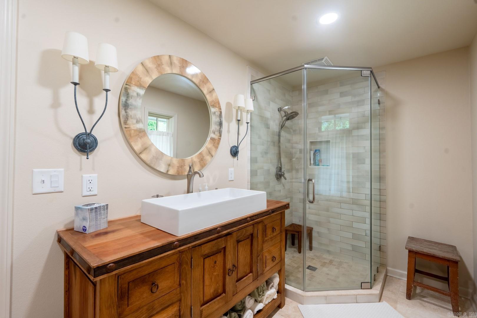 Eden Isle-Country Club - Residential