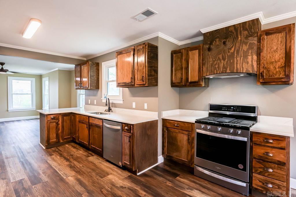 WEST WOODS - Residential