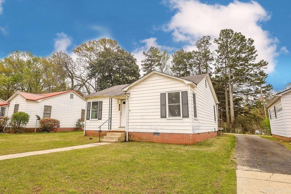 WEST WOODS - Residential