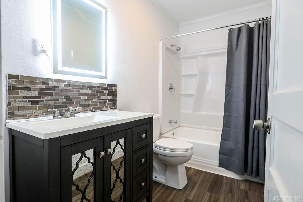 WEST WOODS - Residential