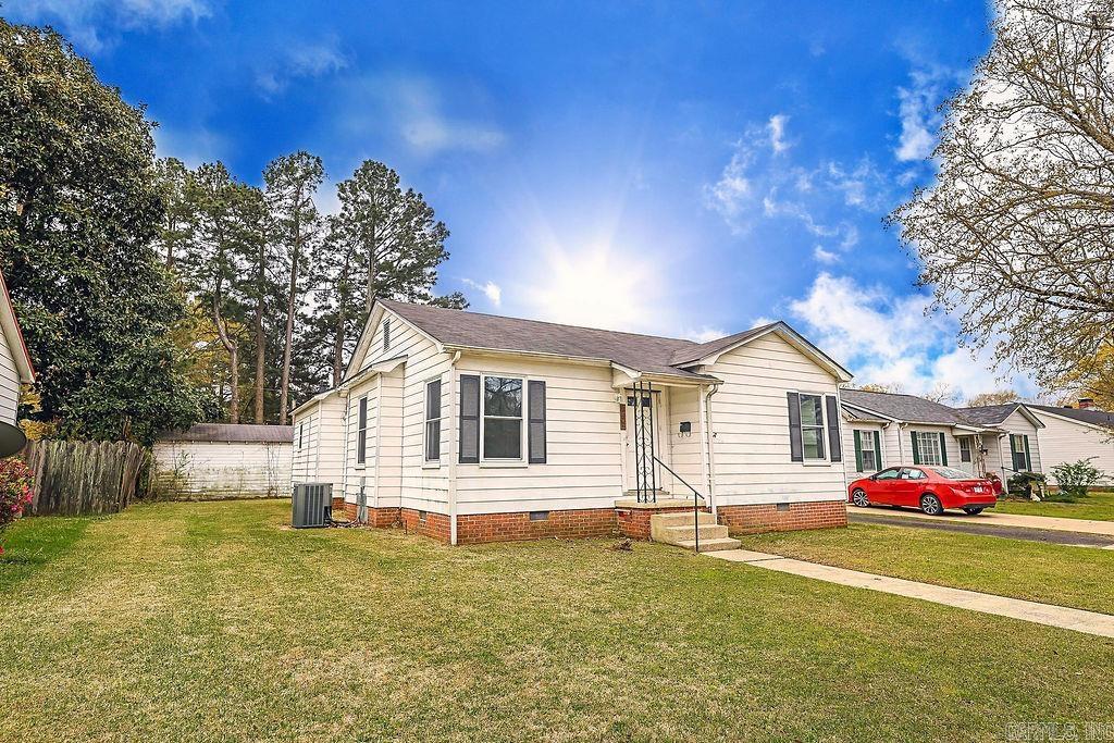 WEST WOODS - Residential