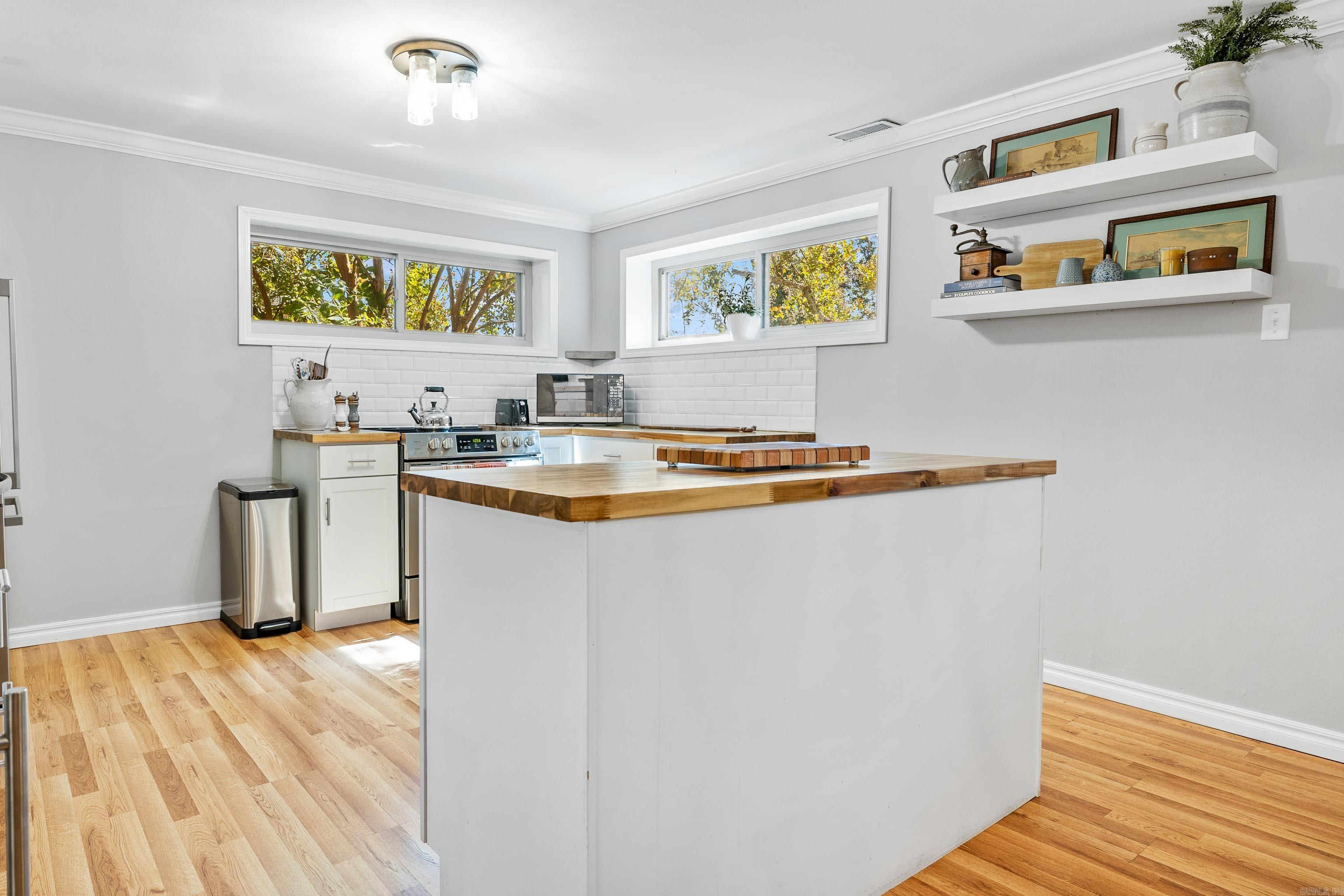 WILTON HGTS - Residential