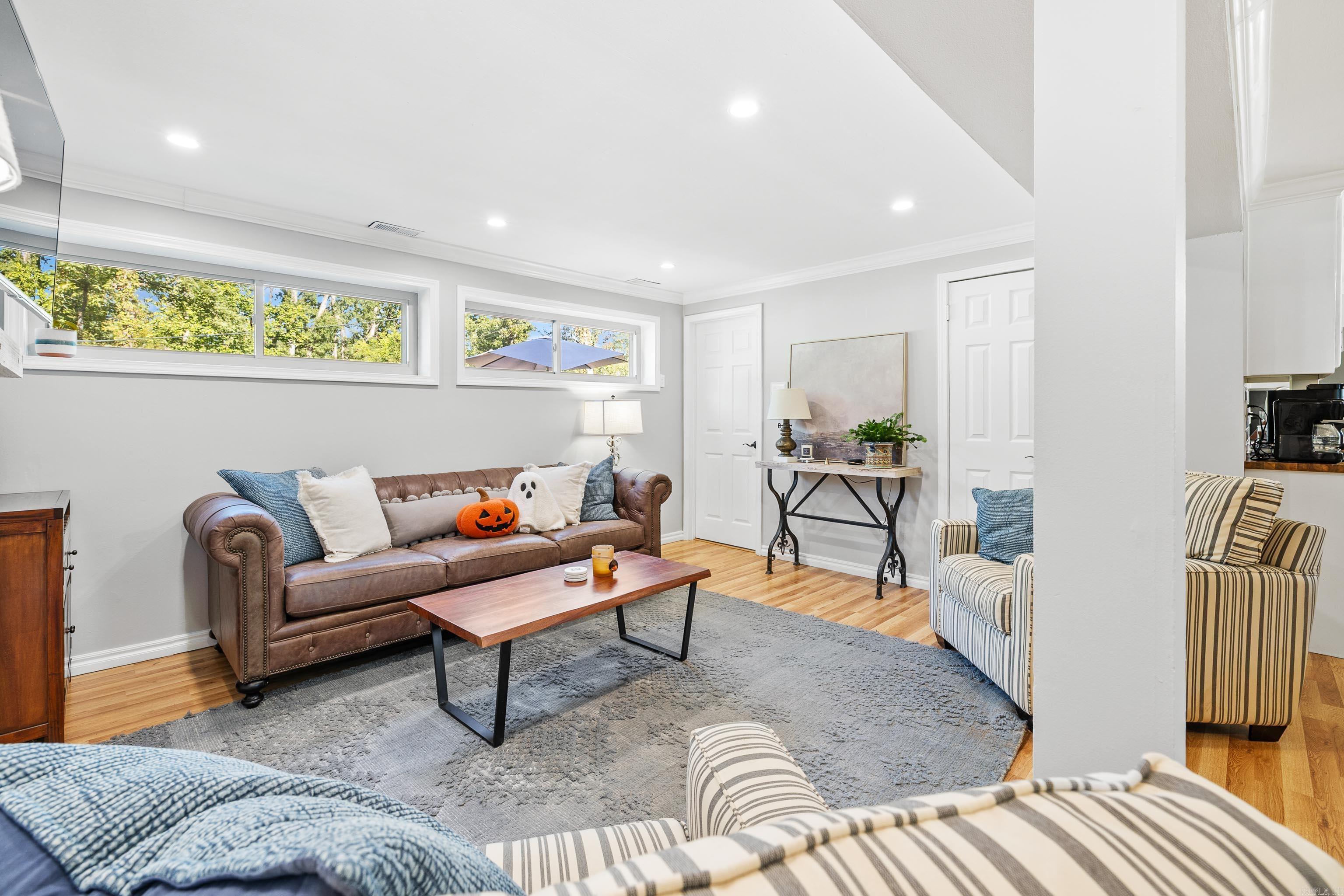 WILTON HGTS - Residential
