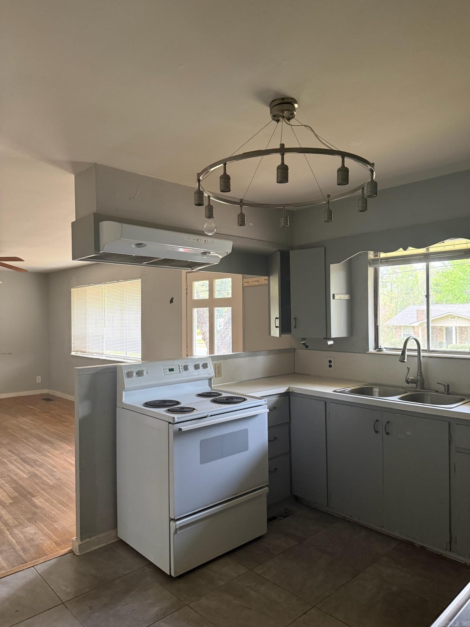 Moore & Case - Residential