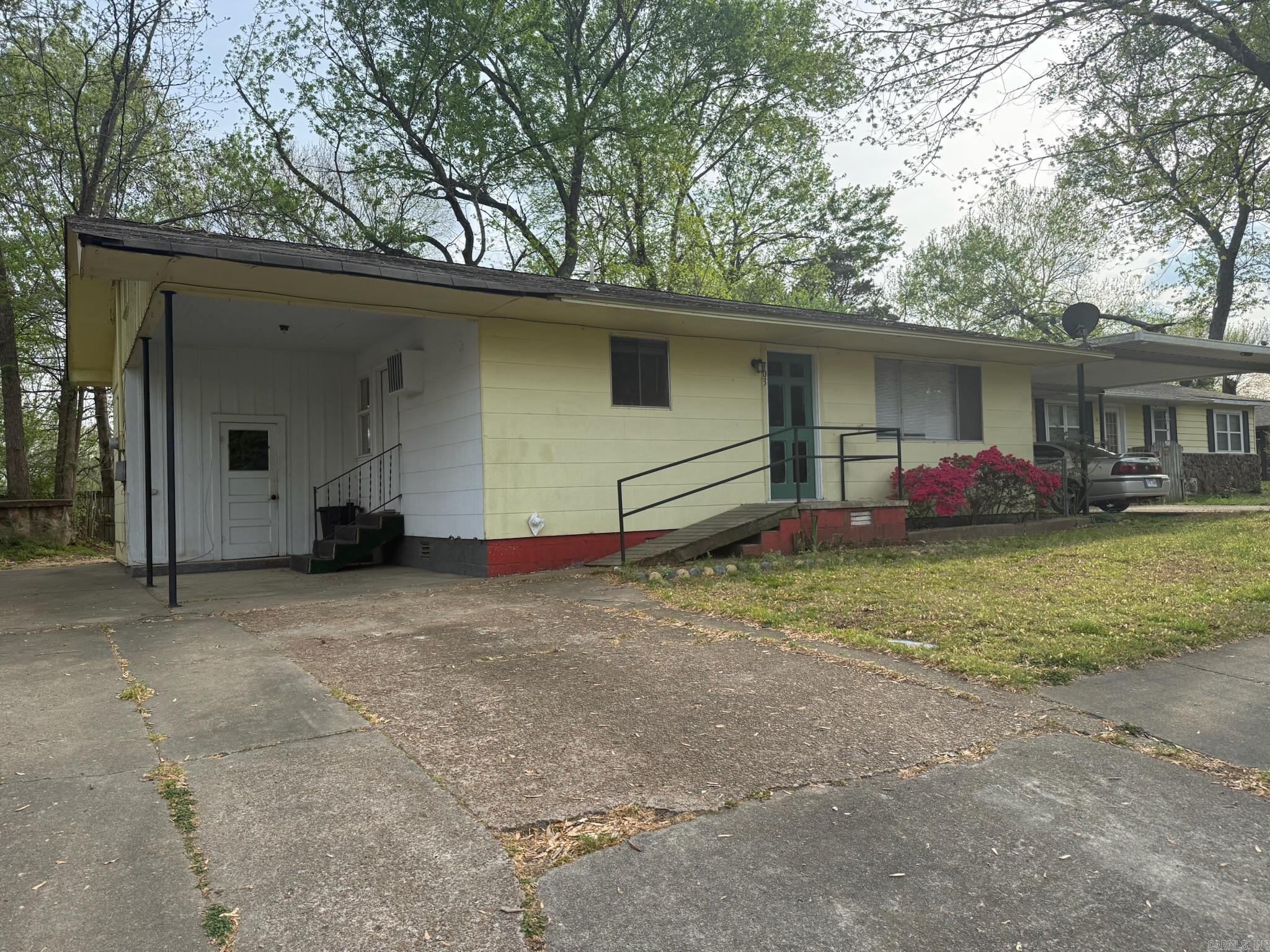 Moore & Case - Residential