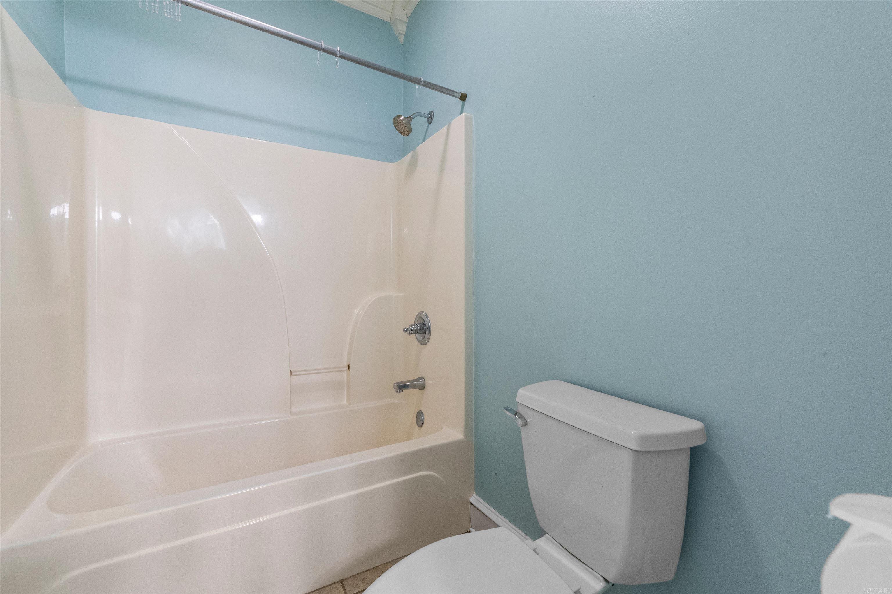 COUNTRY CLUB OF ARK THE - Residential