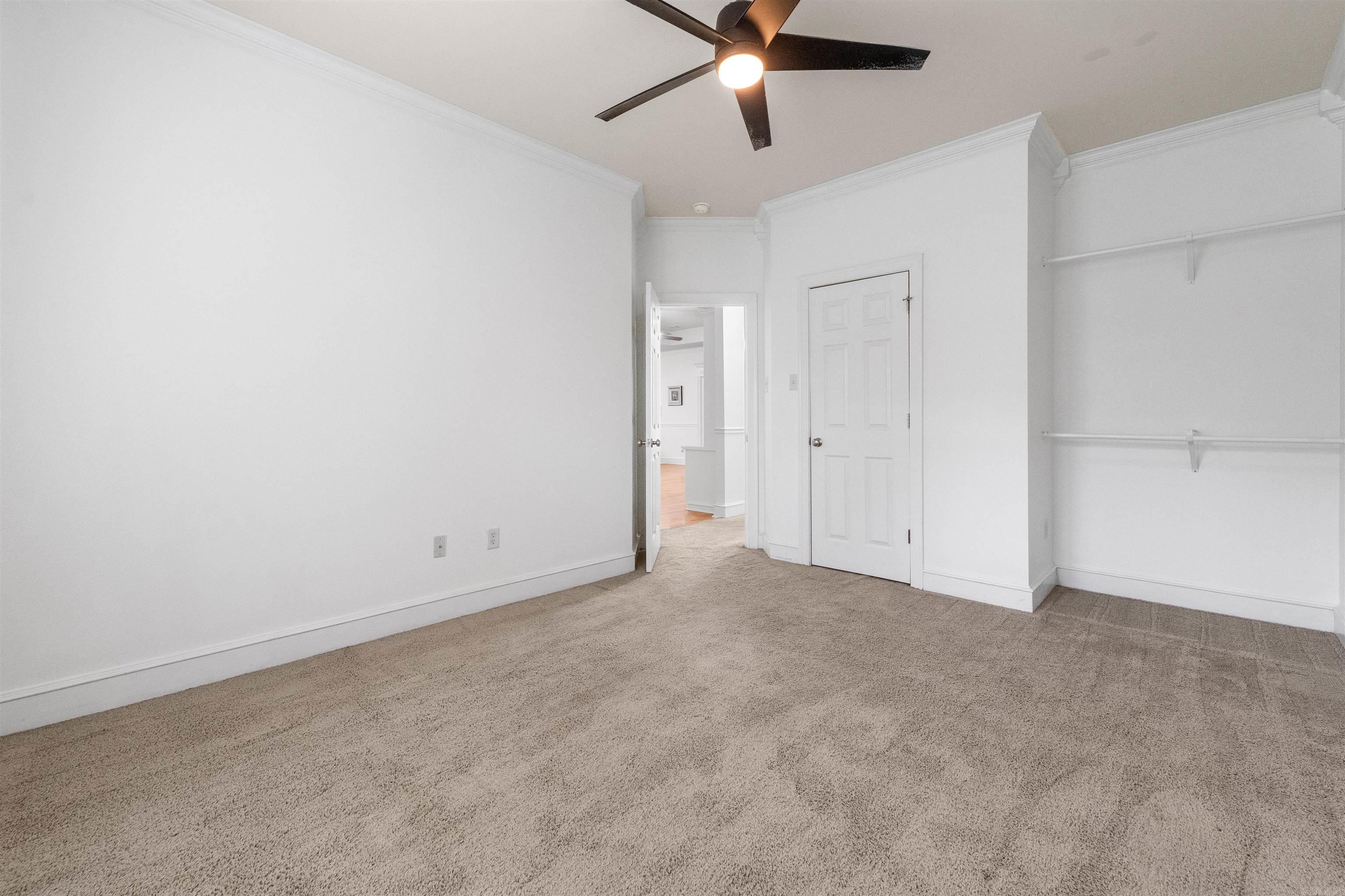 COUNTRY CLUB OF ARK THE - Residential