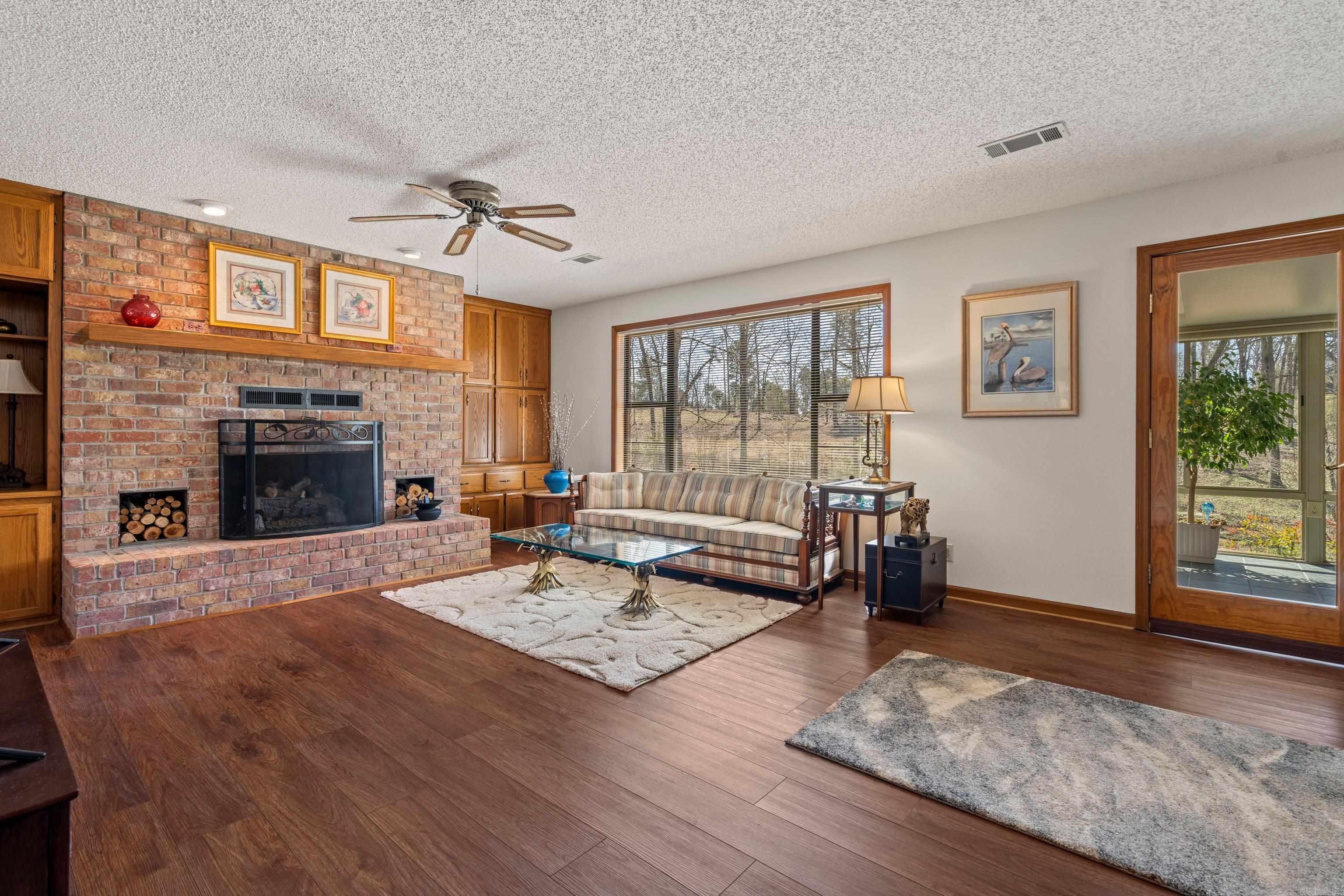 Emerald Pines Estates - Residential