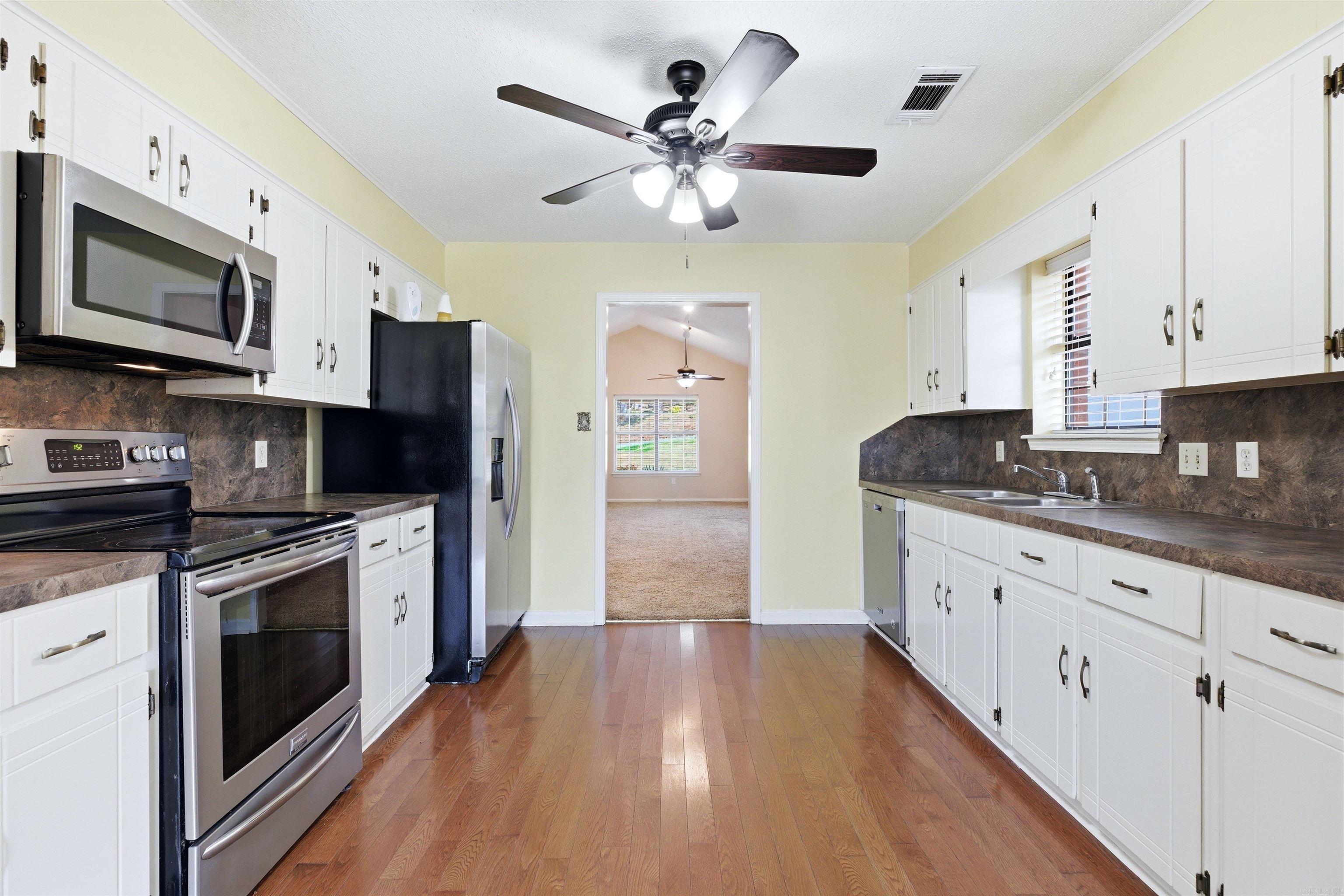 PARKWAY PLACE - Residential