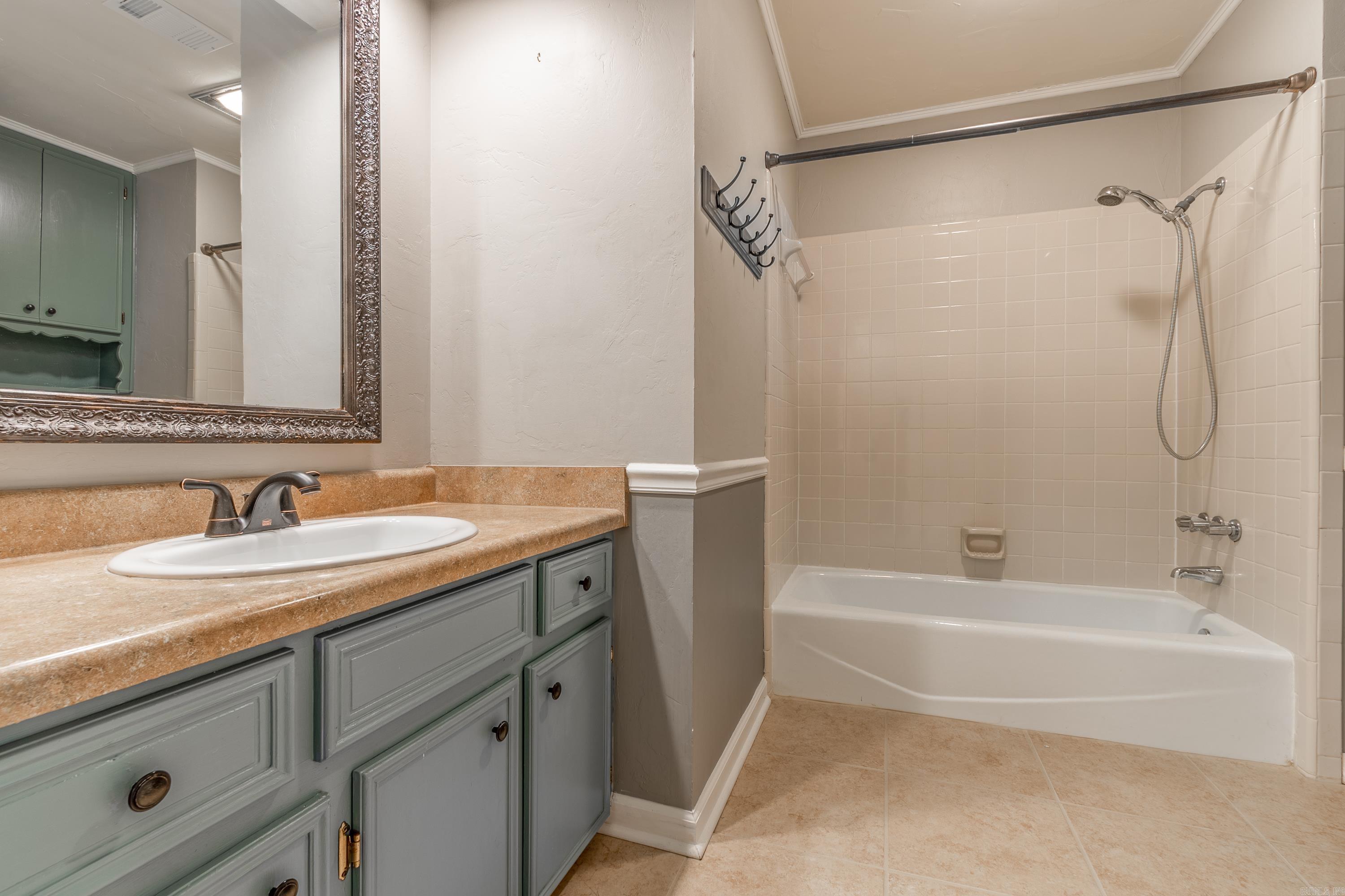 TURTLE CREEK - Residential