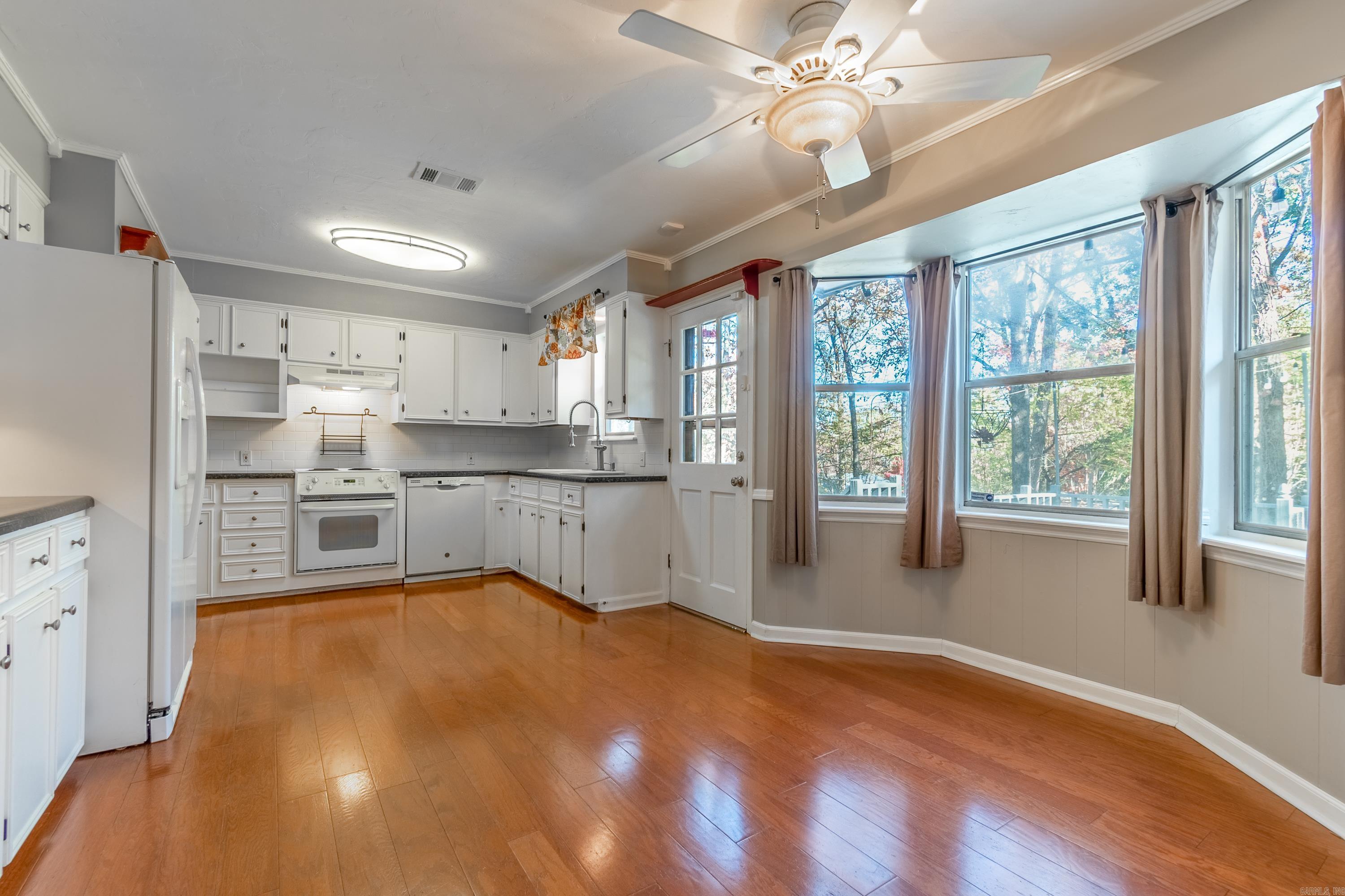 TURTLE CREEK - Residential