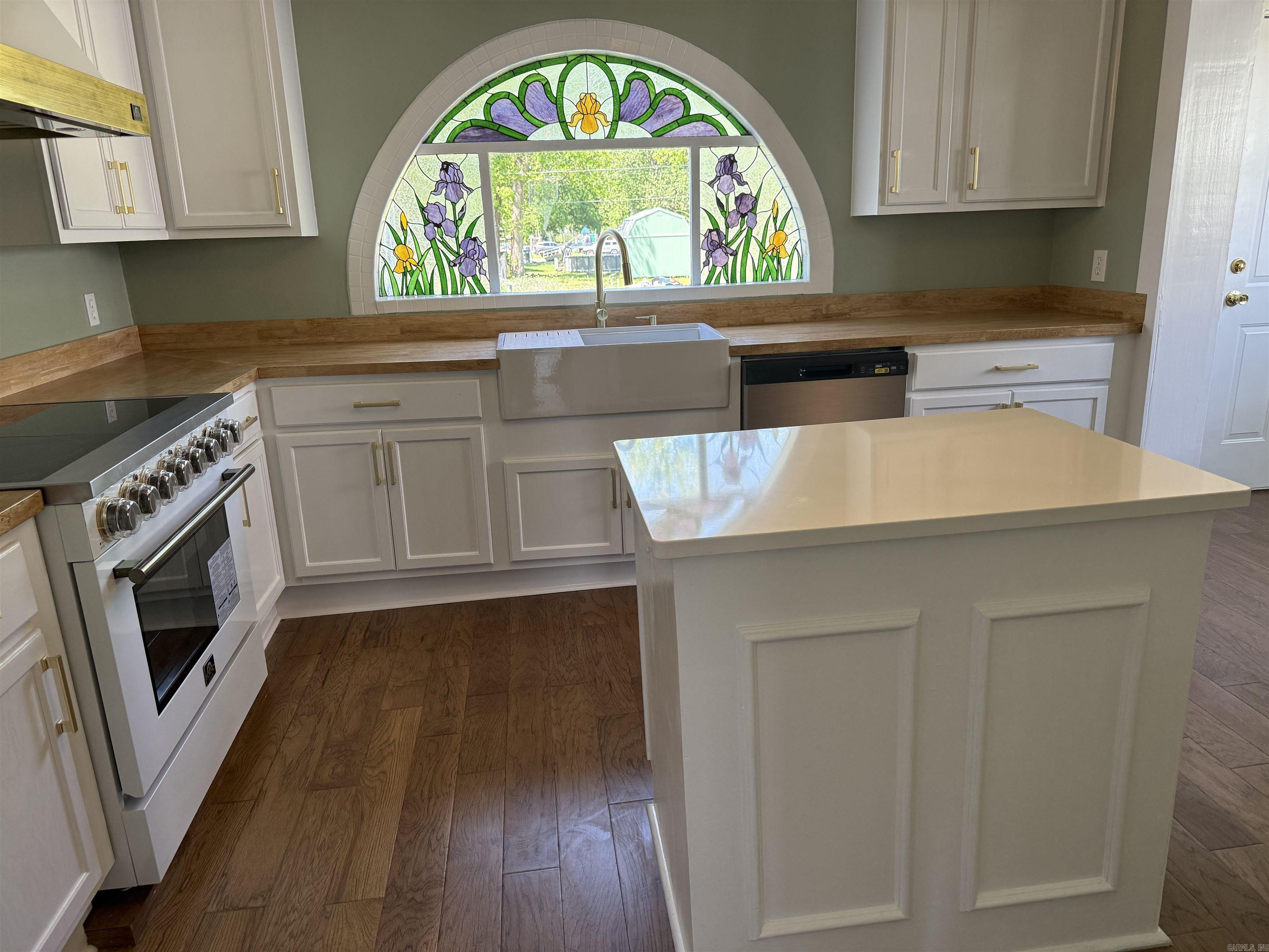 Hirschmans 1st - Residential