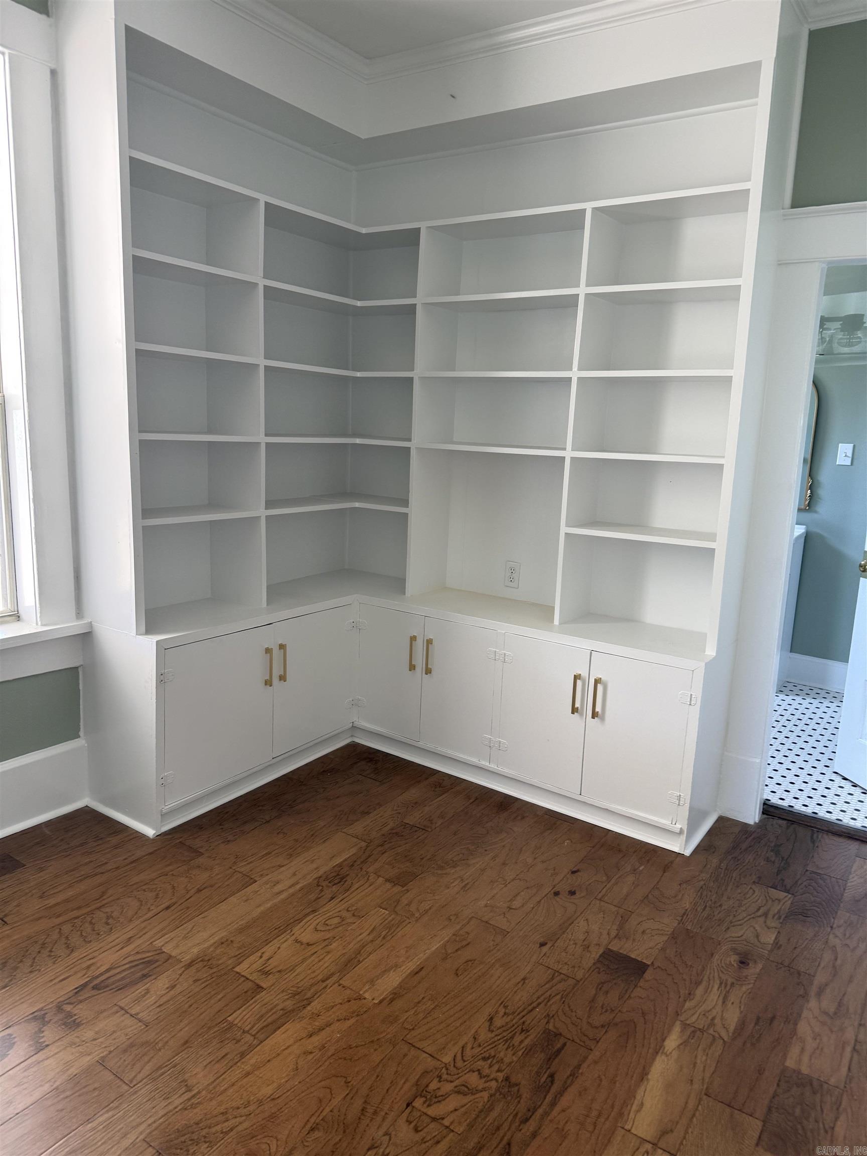 Hirschmans 1st - Residential