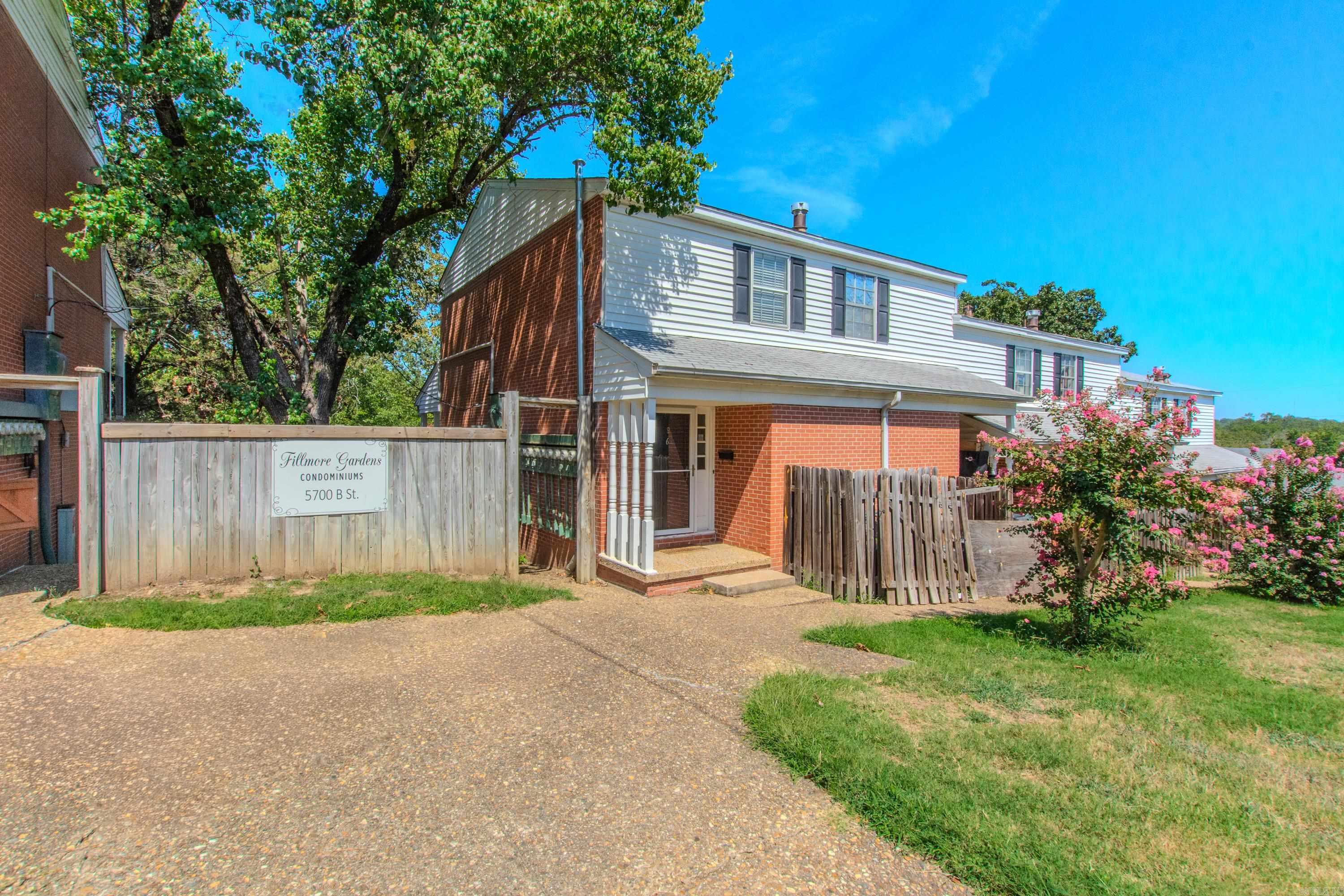 FILLMORE GARDENS HPR - Residential