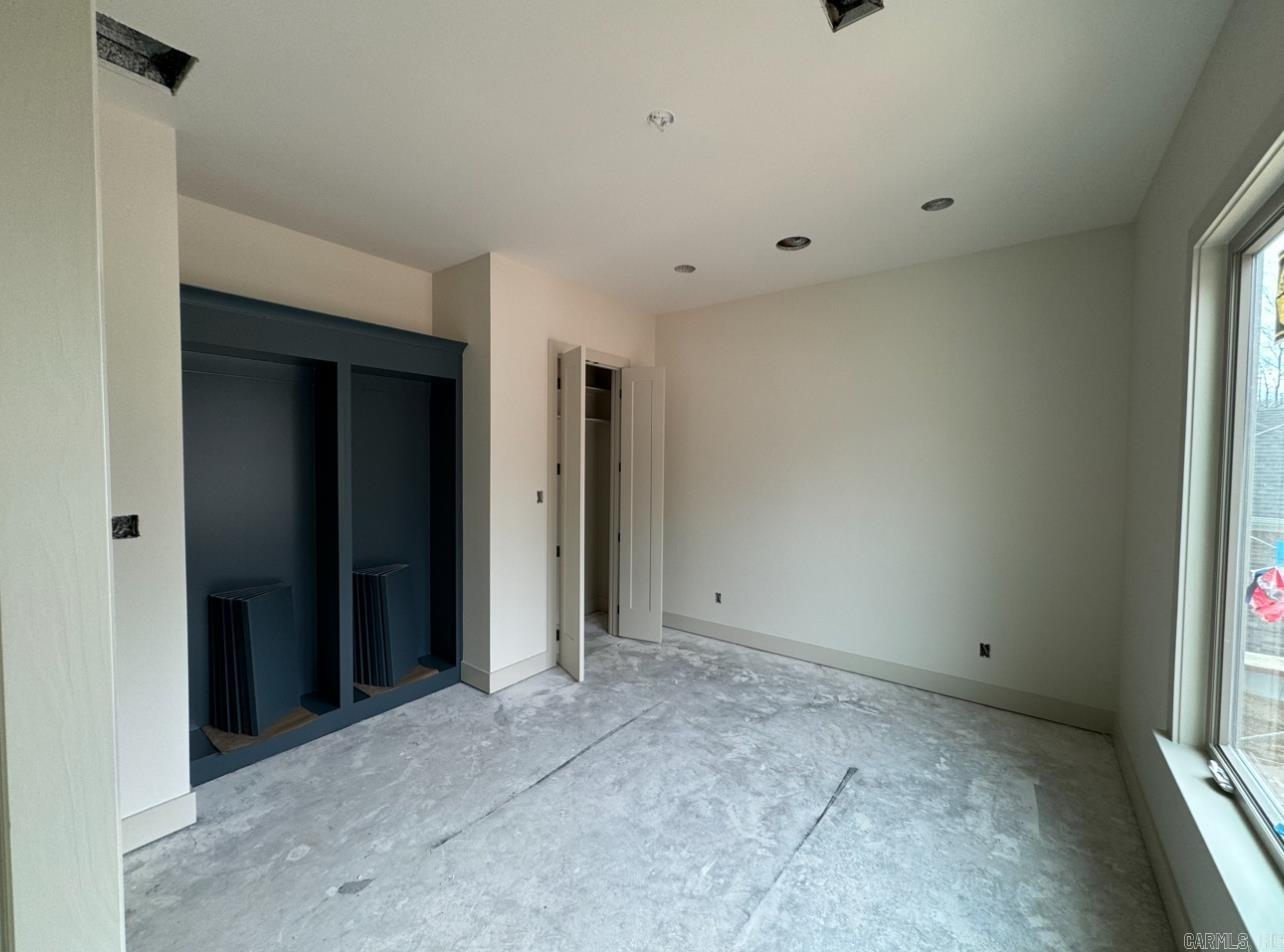 MILLERS GLENN - Residential