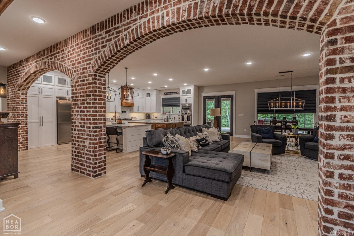 Lakes at Pine Knot - Residential