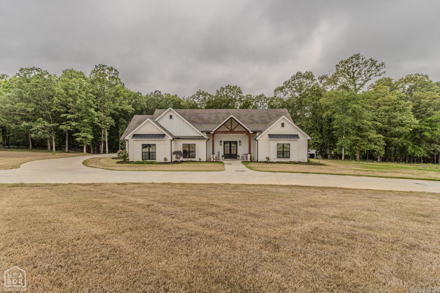 Lakes at Pine Knot - Residential