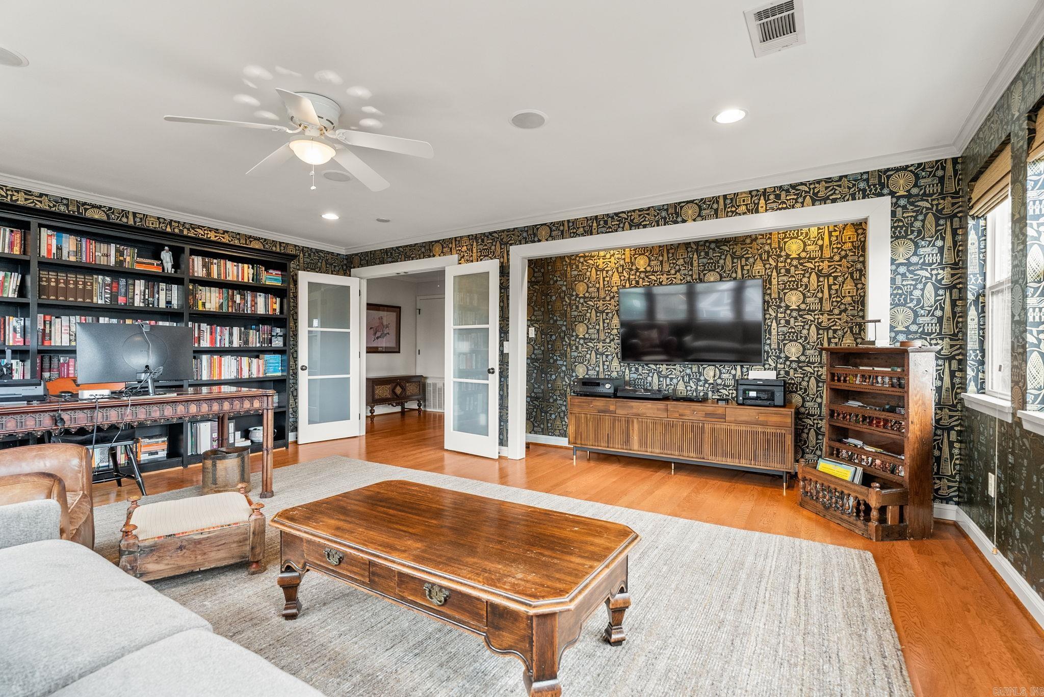 Hill Crest - Residential