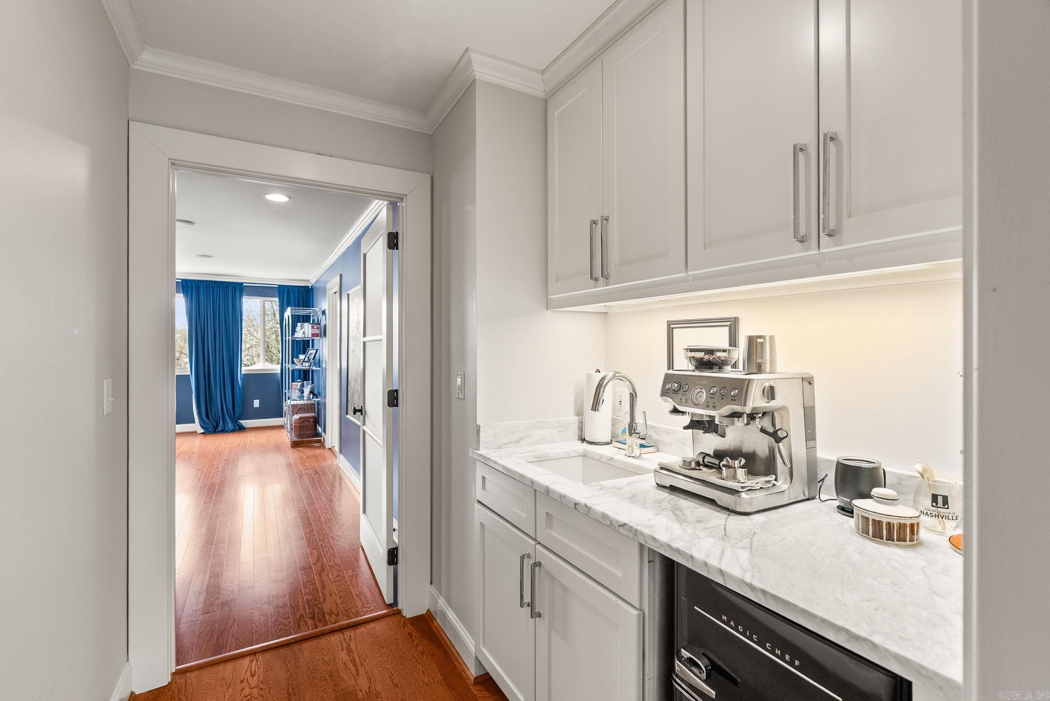 Hill Crest - Residential