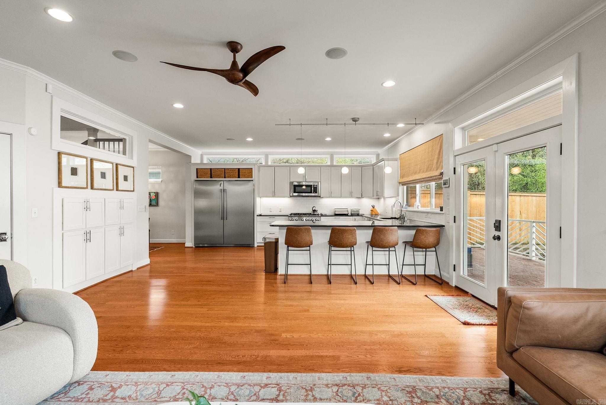 Hill Crest - Residential