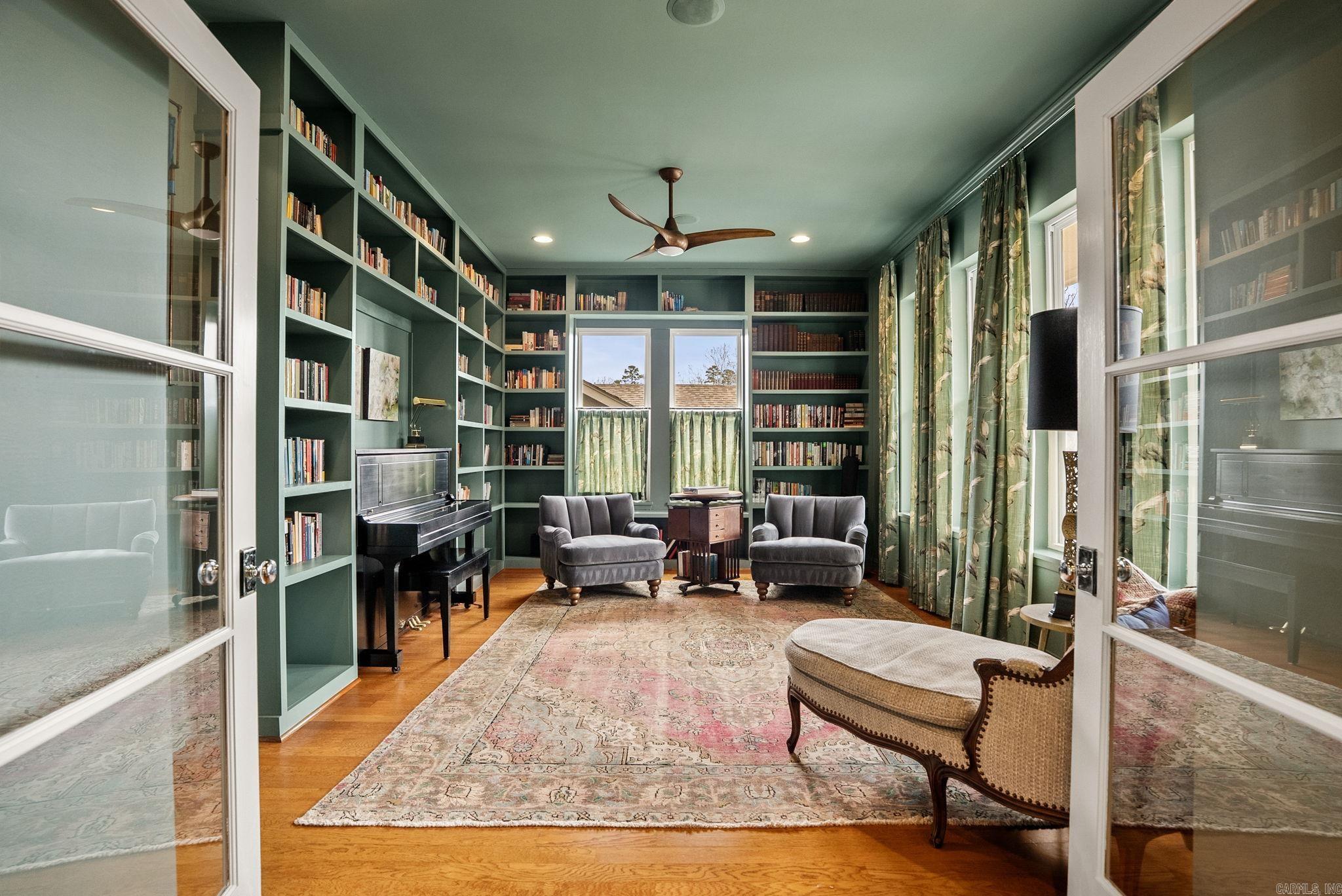 Hill Crest - Residential