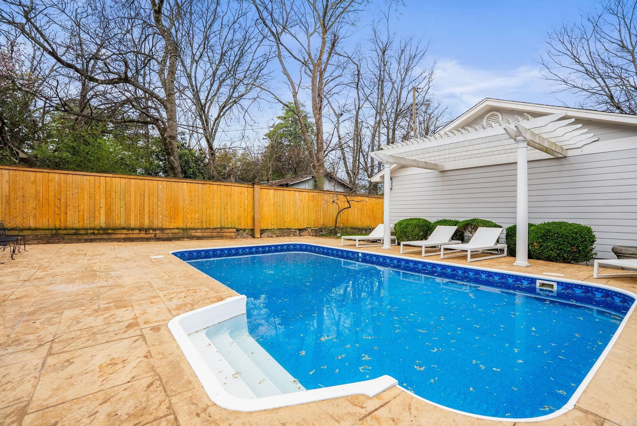 Hill Crest - Residential