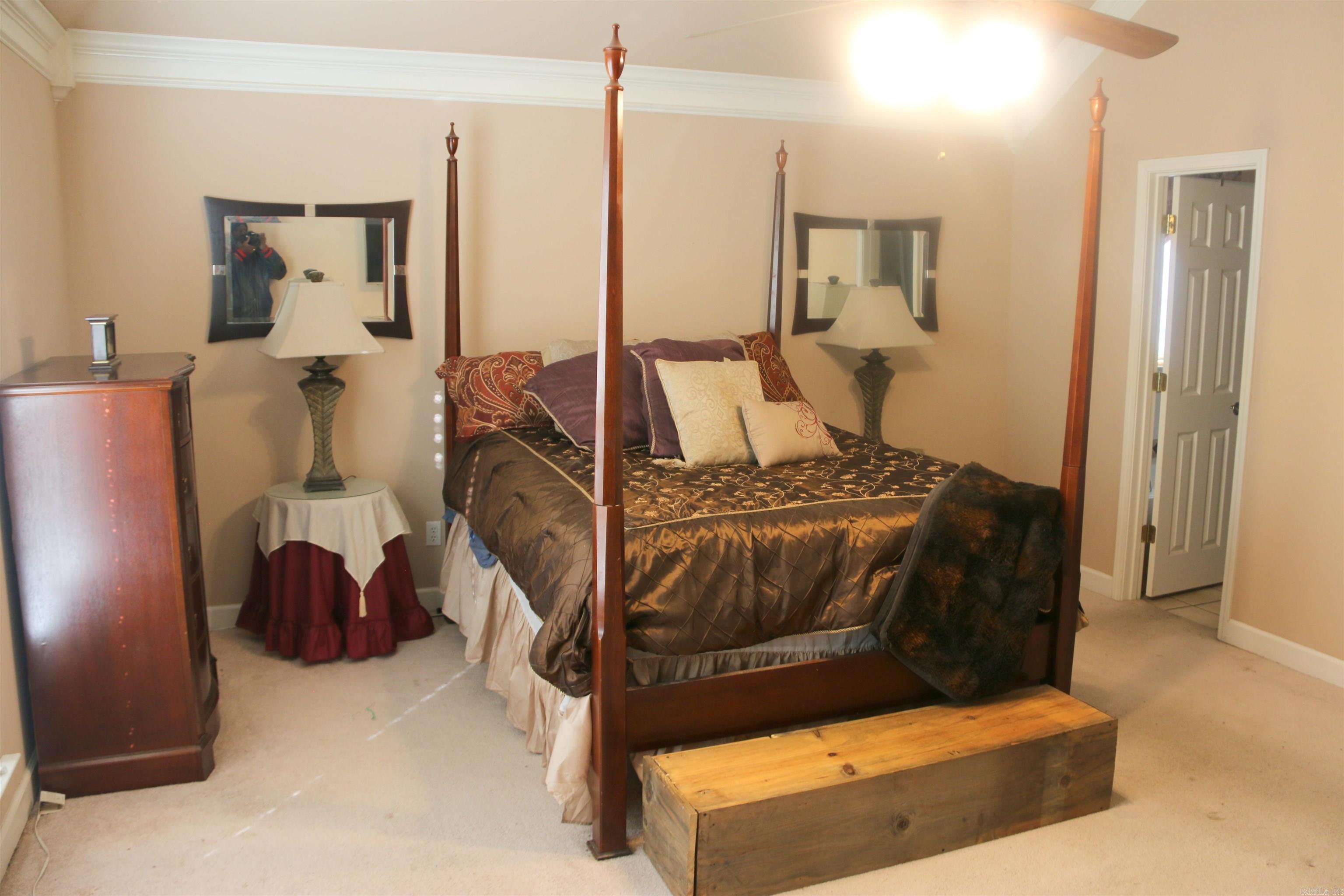 KENWOOD ESTATES - Residential