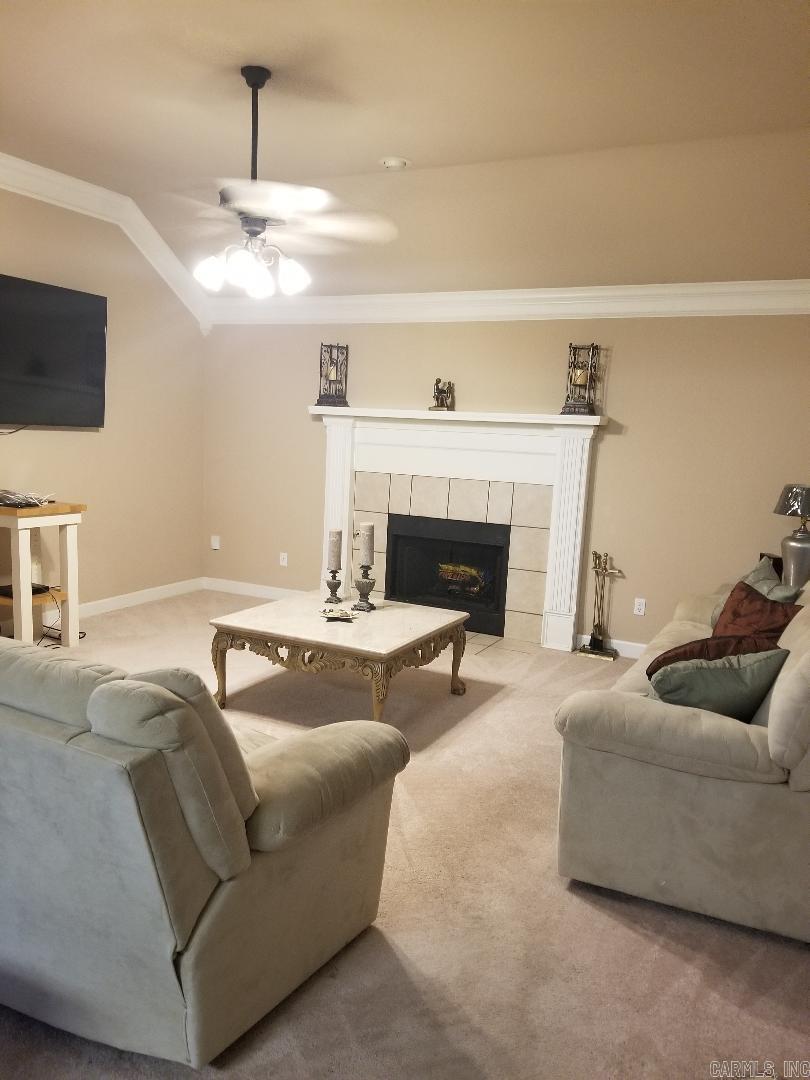 KENWOOD ESTATES - Residential