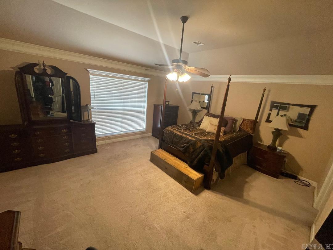 KENWOOD ESTATES - Residential