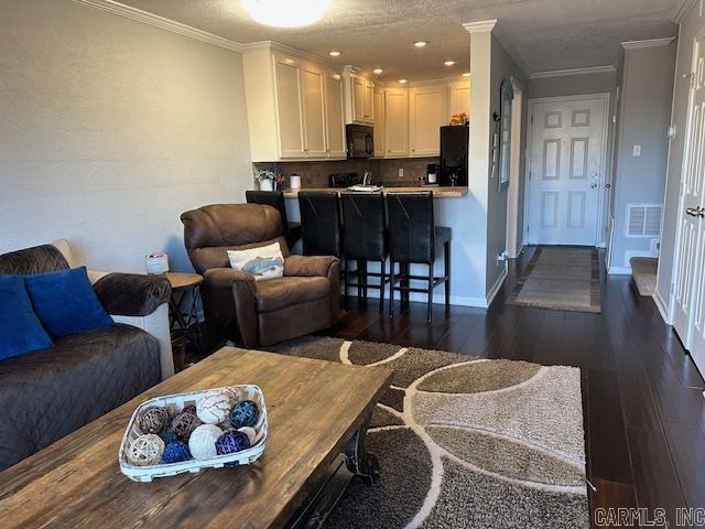 CHELSEA GLADE CONDO - Residential