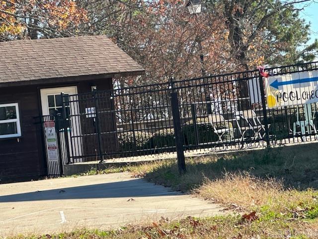 CHELSEA GLADE CONDO - Residential