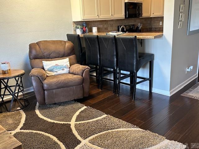 CHELSEA GLADE CONDO - Residential