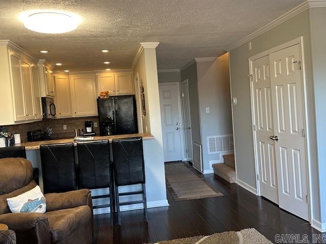 CHELSEA GLADE CONDO - Residential