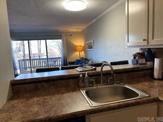 CHELSEA GLADE CONDO - Residential