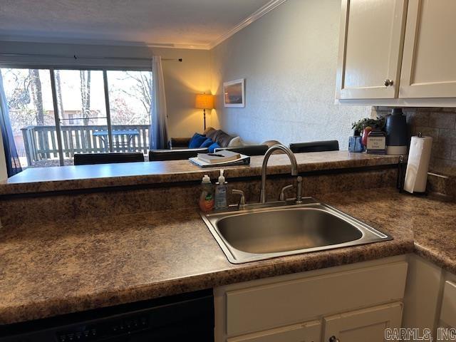 CHELSEA GLADE CONDO - Residential