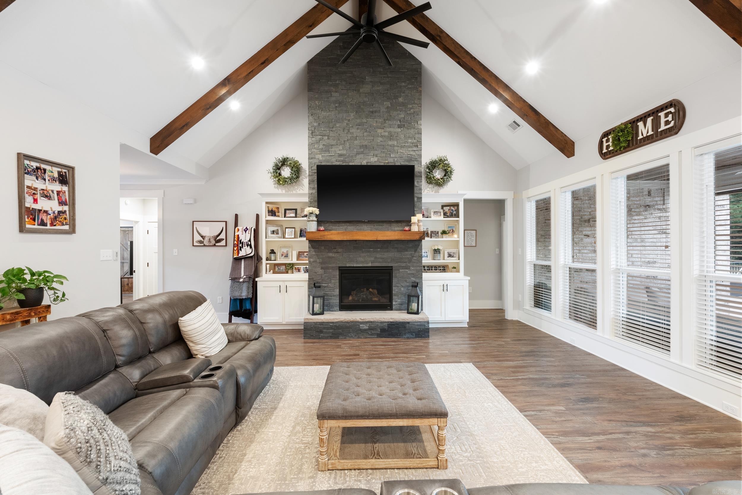 Coyote Ridge - Residential