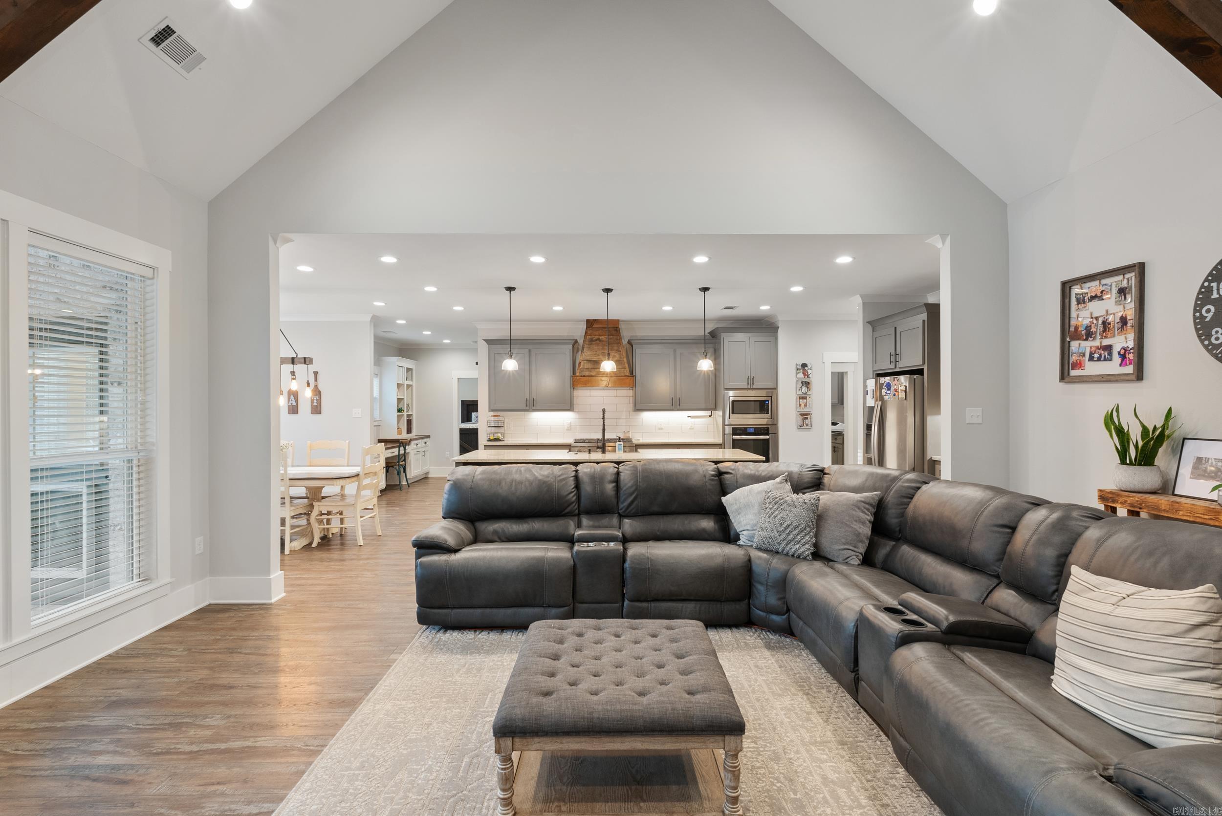 Coyote Ridge - Residential