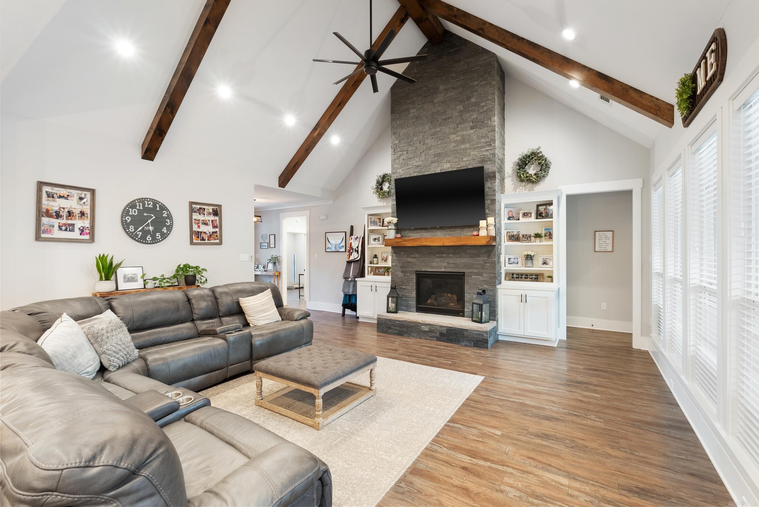 Coyote Ridge - Residential