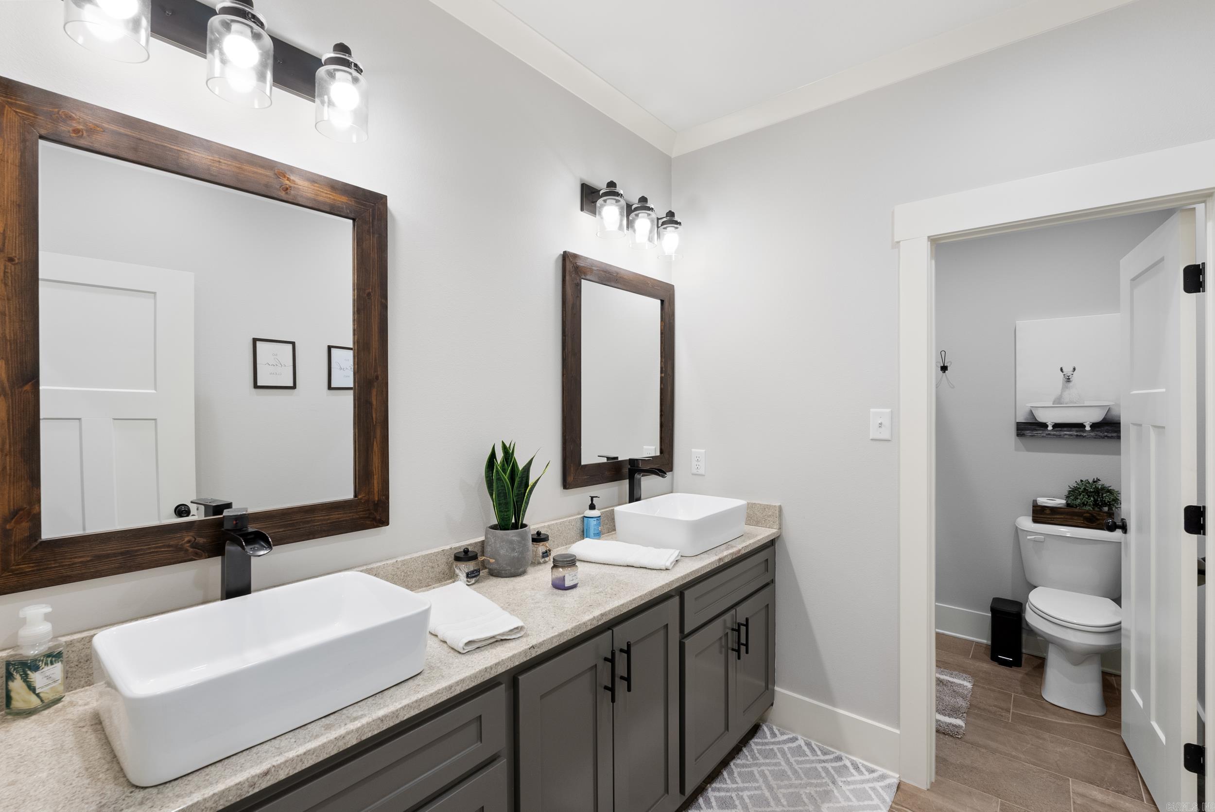 Coyote Ridge - Residential