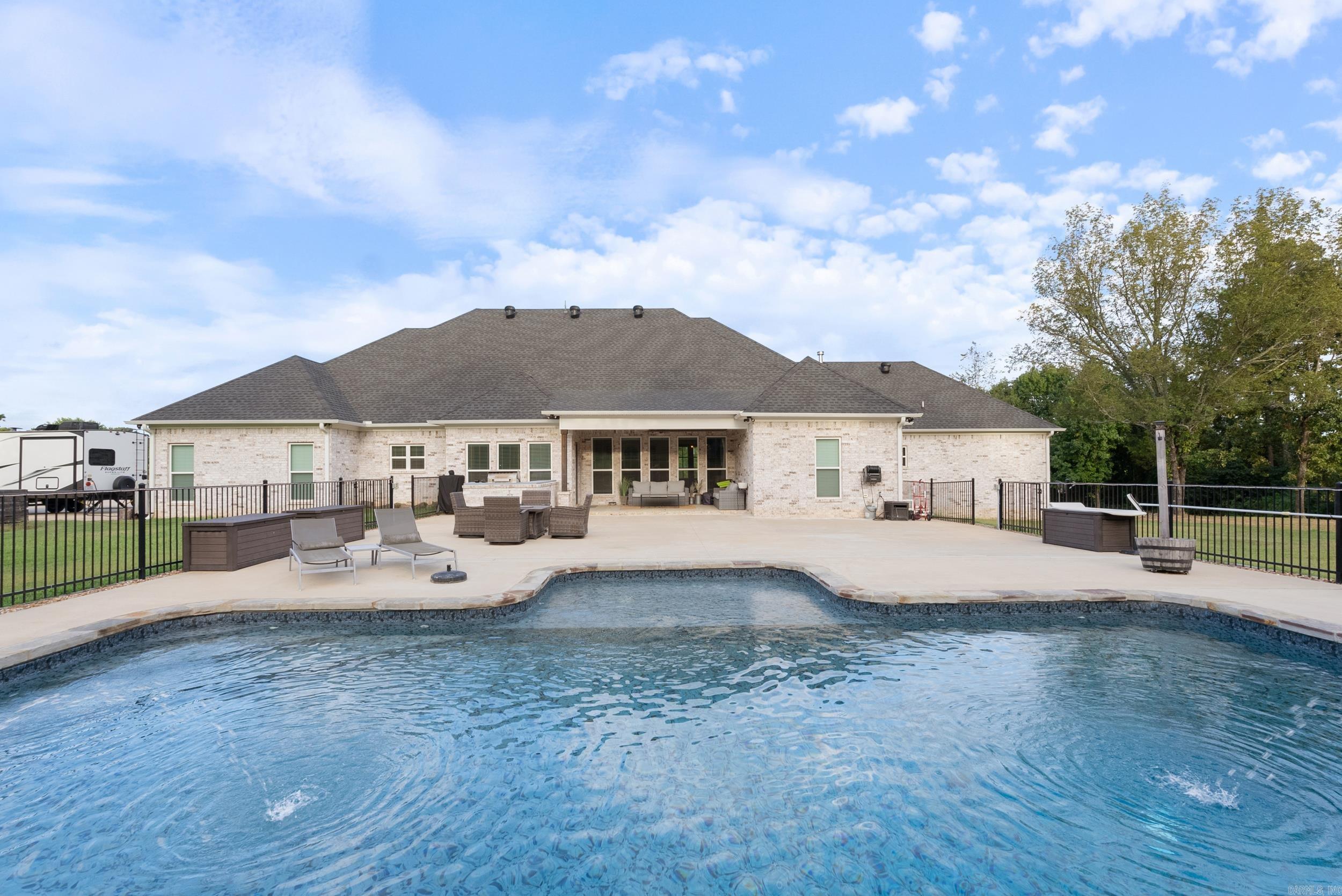 Coyote Ridge - Residential