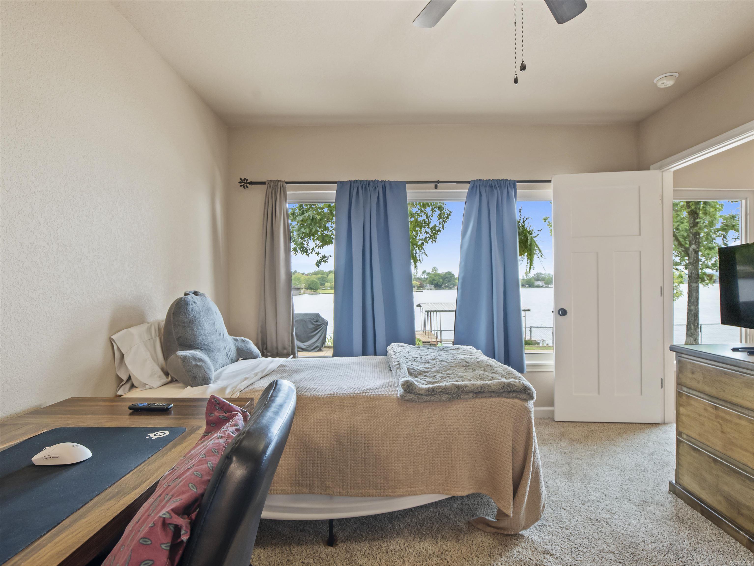 Caroline Acres - Residential