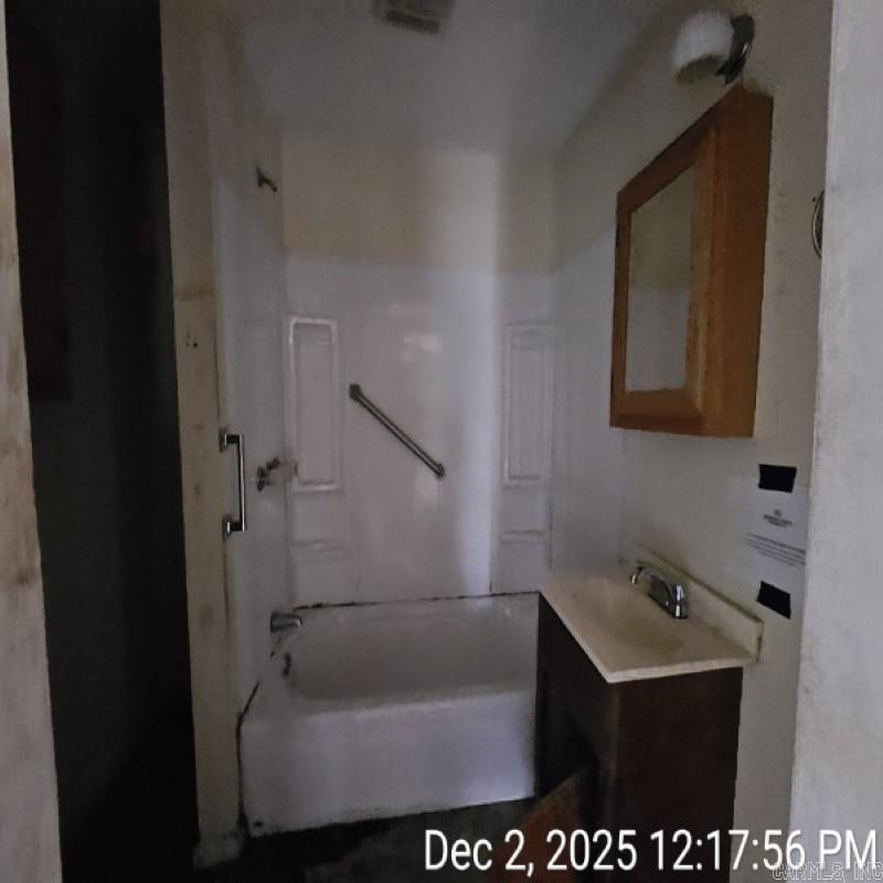 CLIFTONS ADDN - Residential