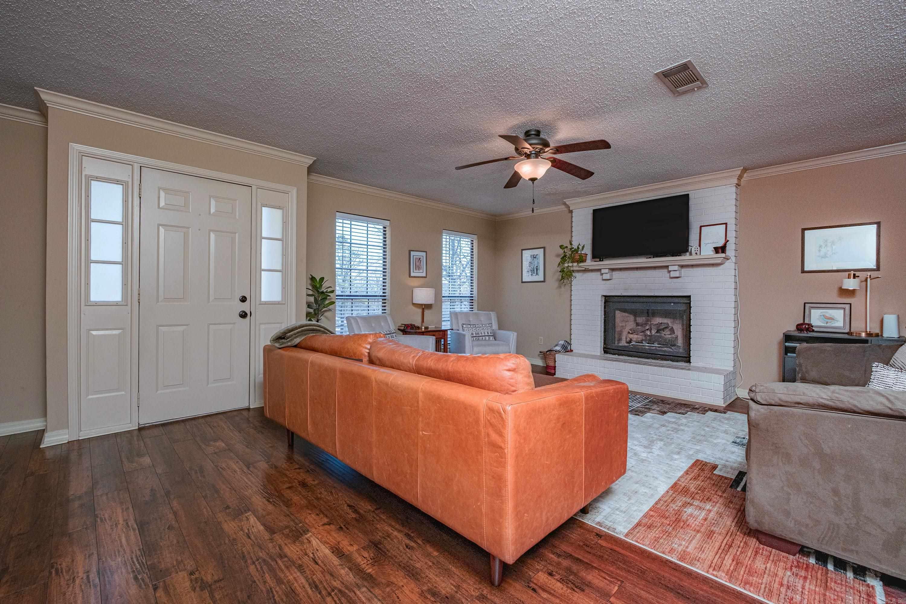 PARKWAY PLACE - Residential