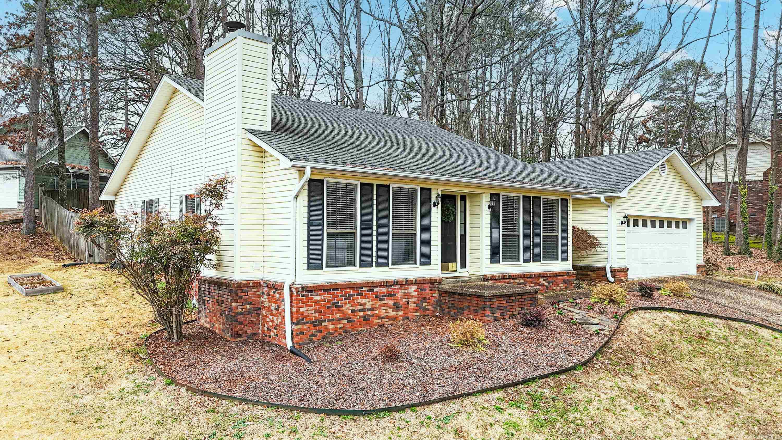 PARKWAY PLACE - Residential