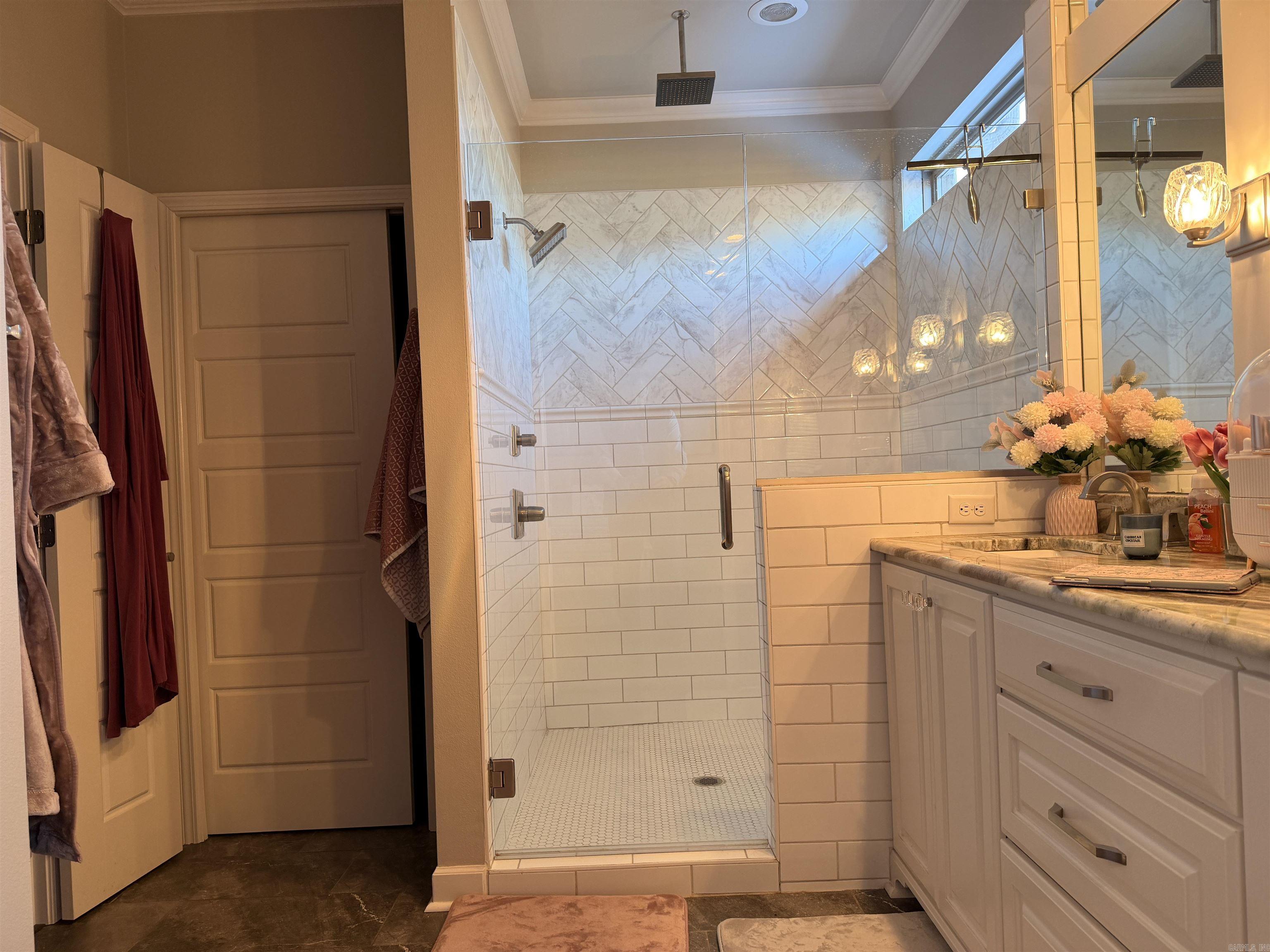 Kanis Creek - Residential