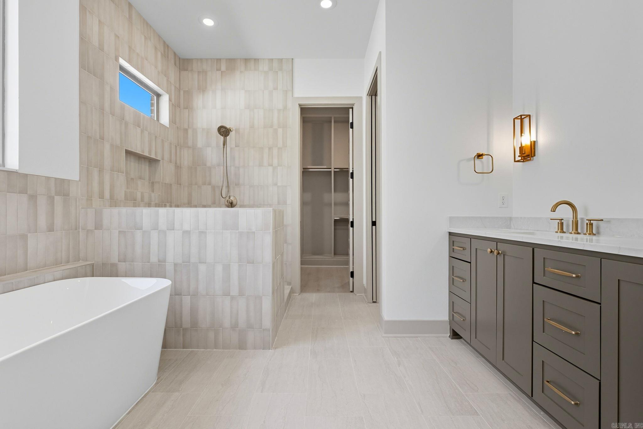 FLETCHER VALLEY "KINLEY RIDGE" - Residential