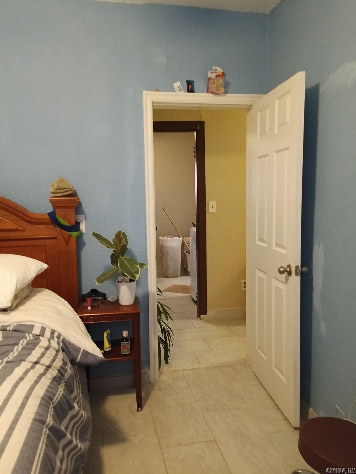 Martins - Commercial Sale