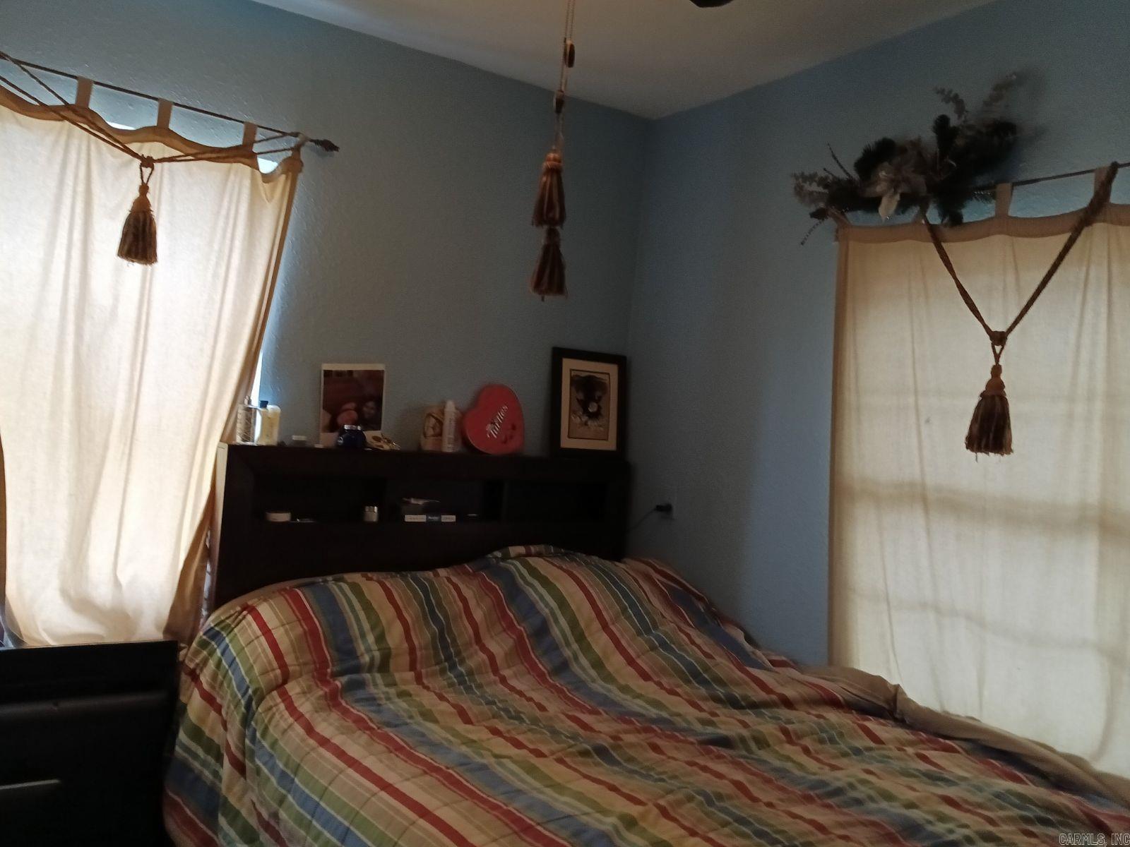 Martins - Commercial Sale